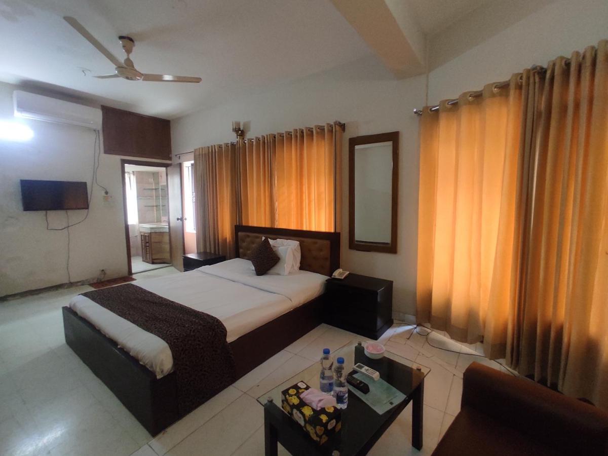 Hotel Suite Palace Dhaka Exterior photo